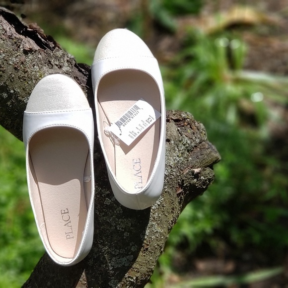 girls white ballet flats